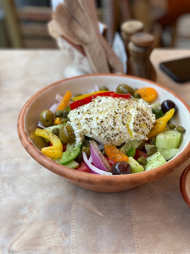 Travel Food People - O Hamos, Milos