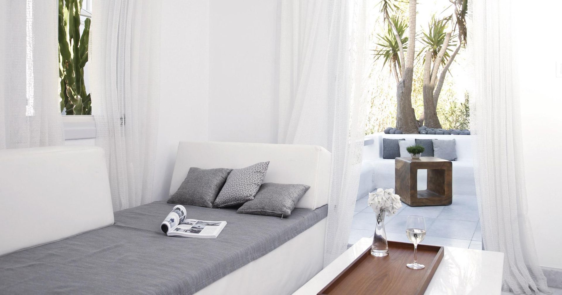 Junior Suite Courtyard View