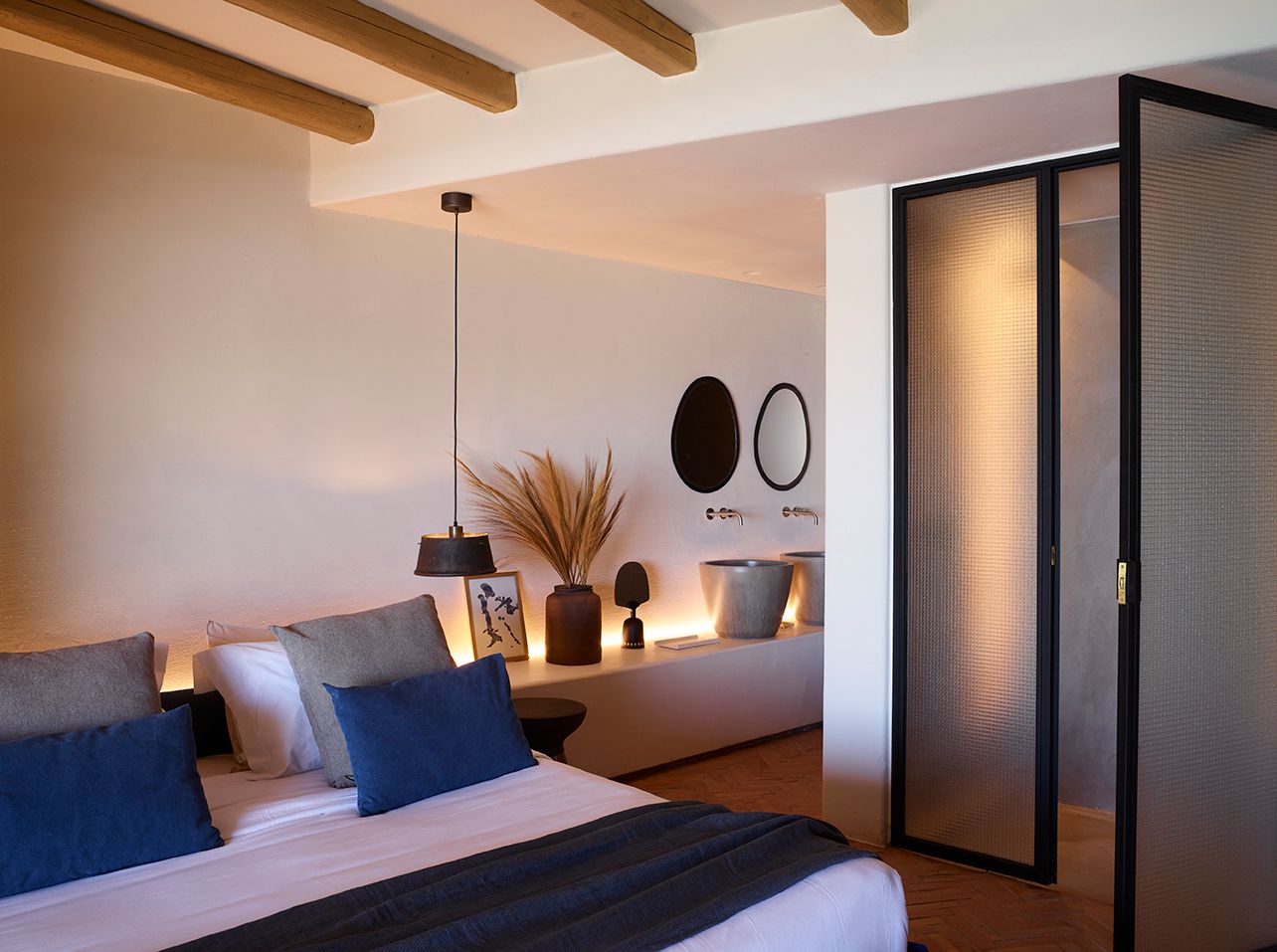 Signature Suite Plunge Pool with Sea View