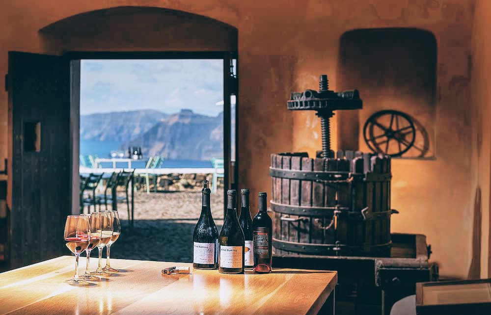 Private tour - Honeymoon special treat in Santorini