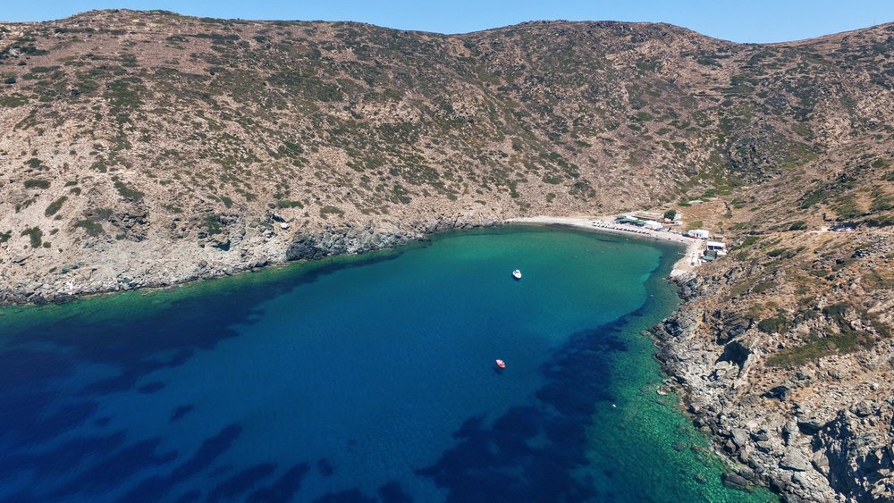 Travel Food People - Vroulidia, Sifnos