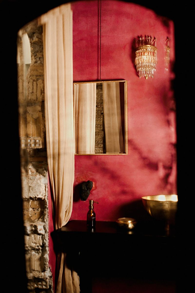 Shila Athens, Athens - La Boheme