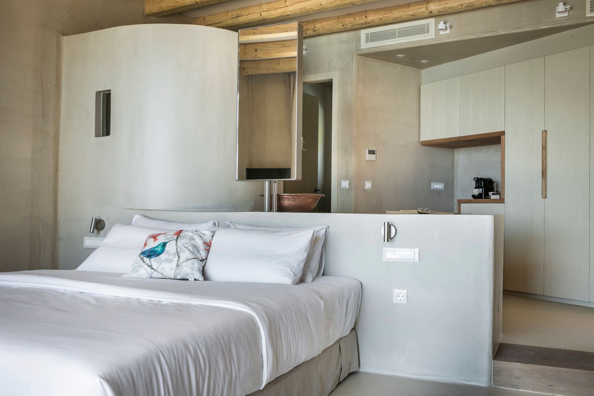 F Zeen Retreat Boutique Hotel, Kefalonia - Superior Raw Retreat with Pool