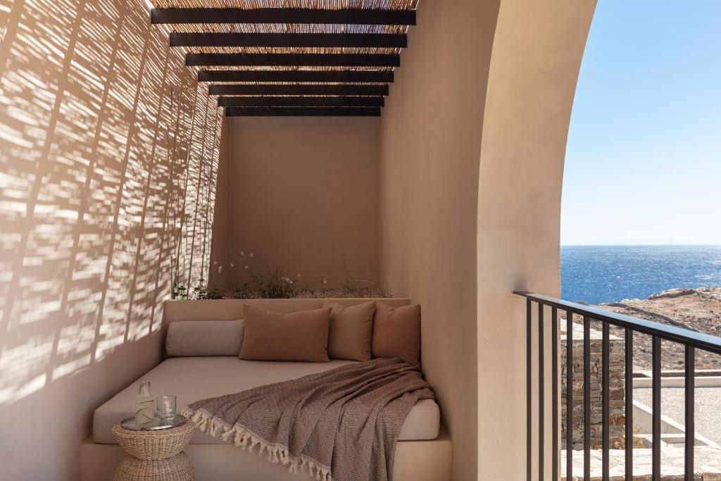 Nisos Hotel & Villas, Sifnos - NISOS The Classic with Garden View