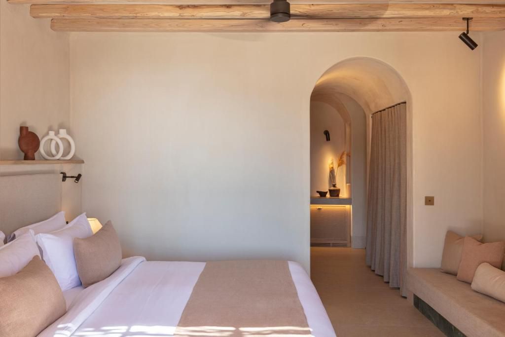 Nisos Hotel & Villas, Sifnos - NISOS The Classic with Garden View