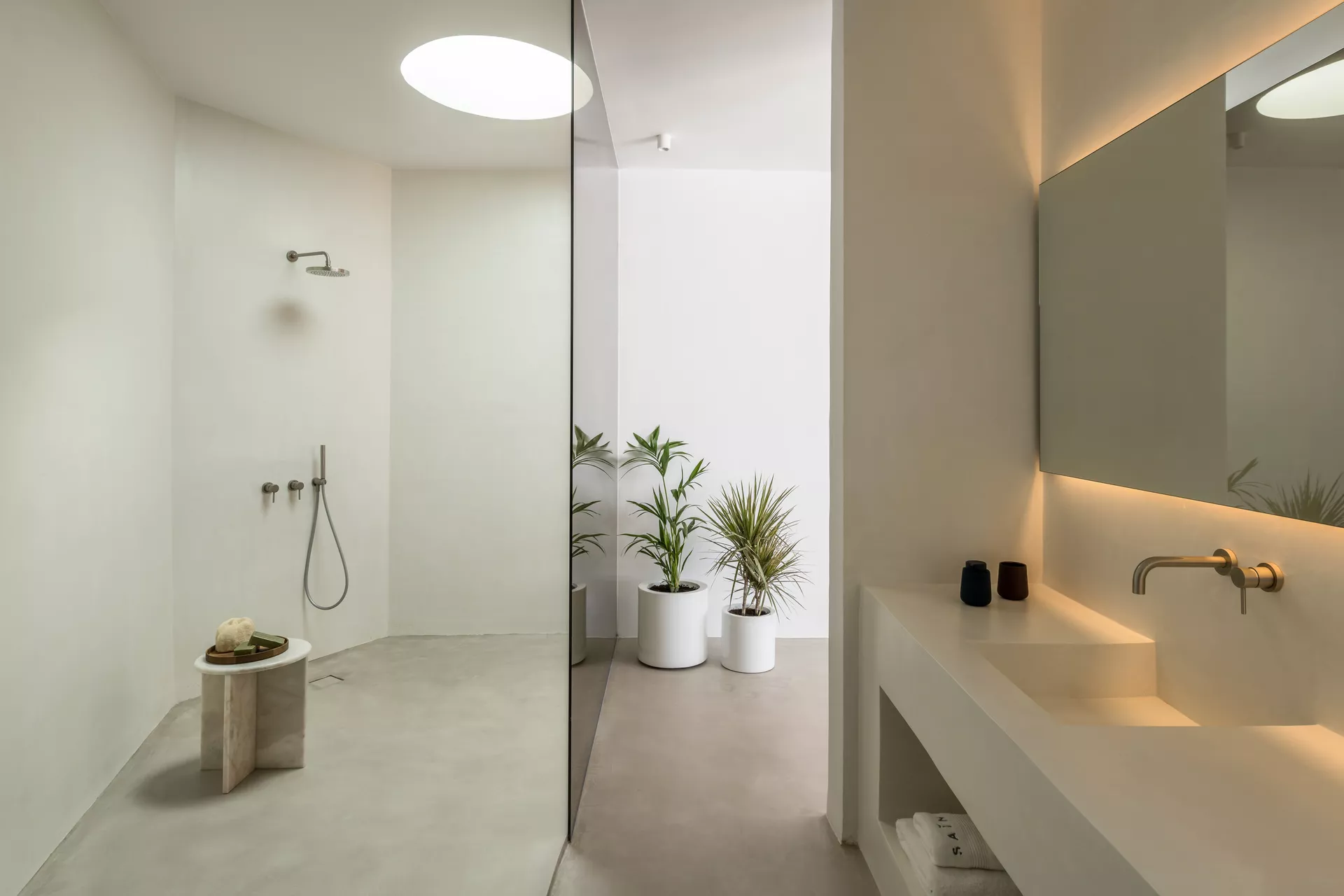 Saint Luxury Suites, Santorini - Interior