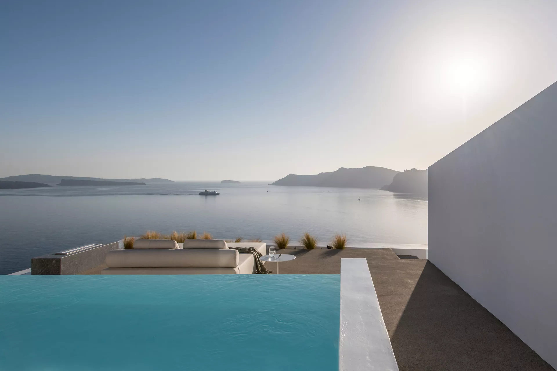 Saint Luxury Suites, Santorini - Private Pool