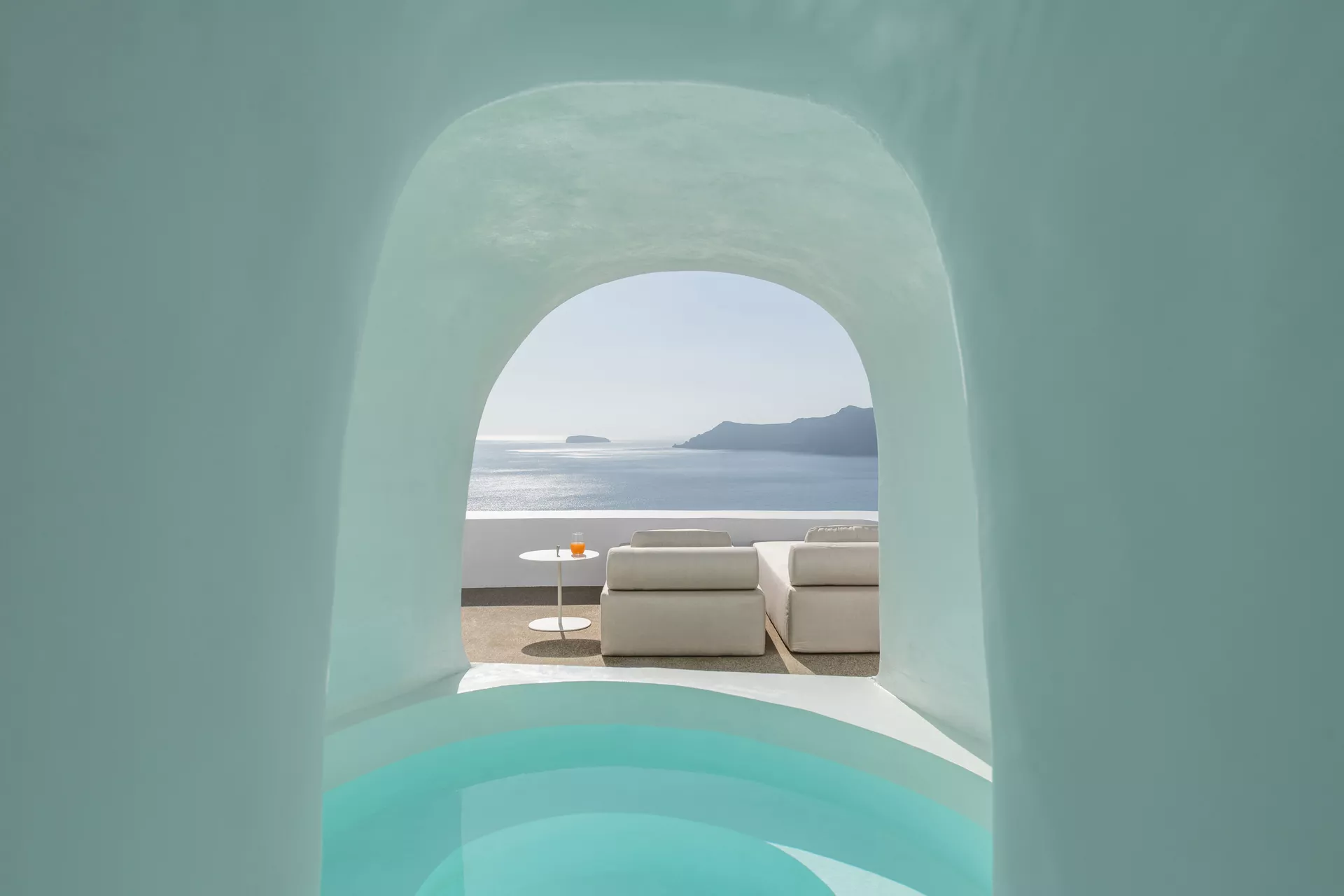Saint Luxury Suites, Santorini - Private Pool