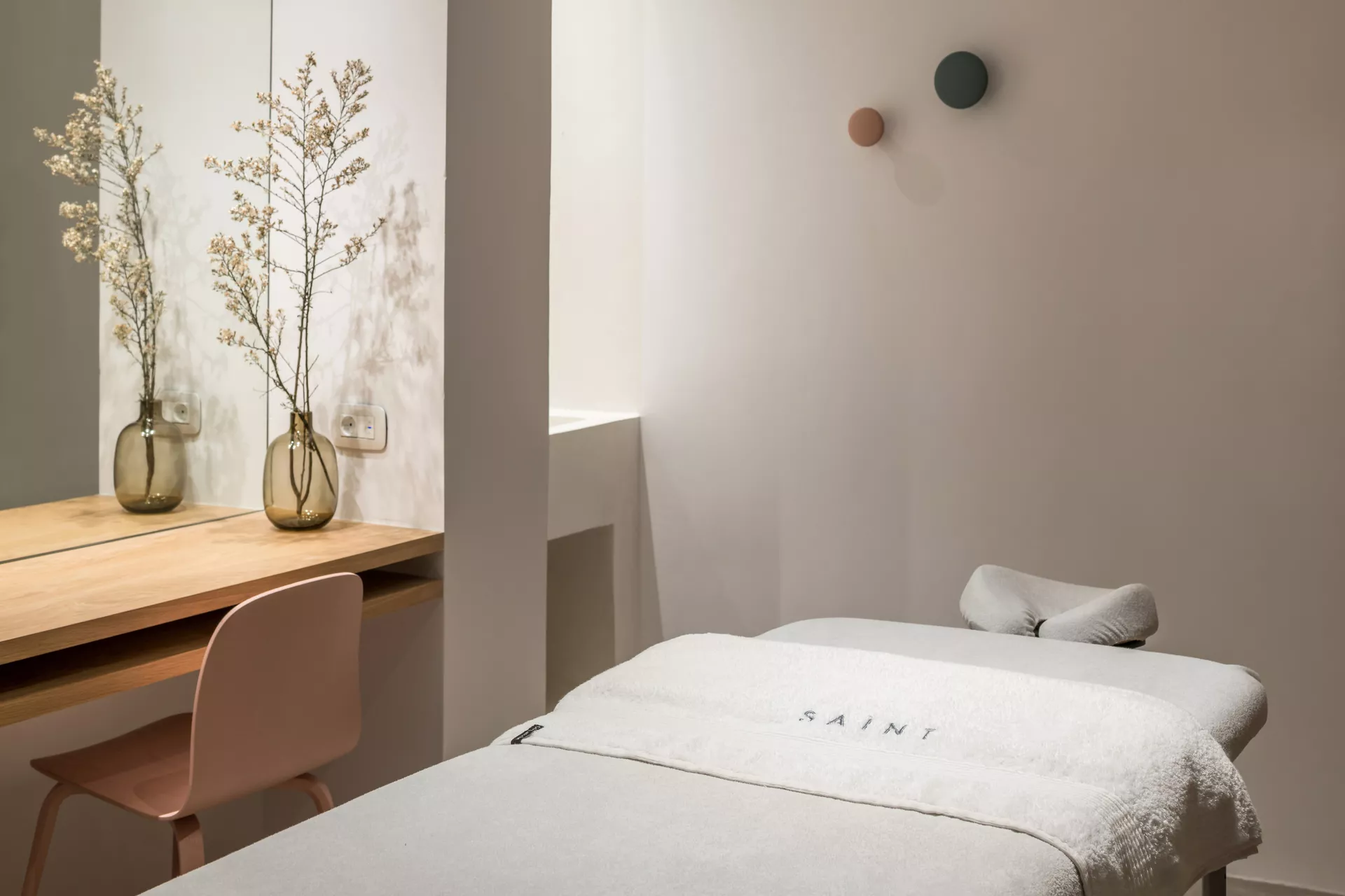Saint Luxury Suites, Santorini - Spa