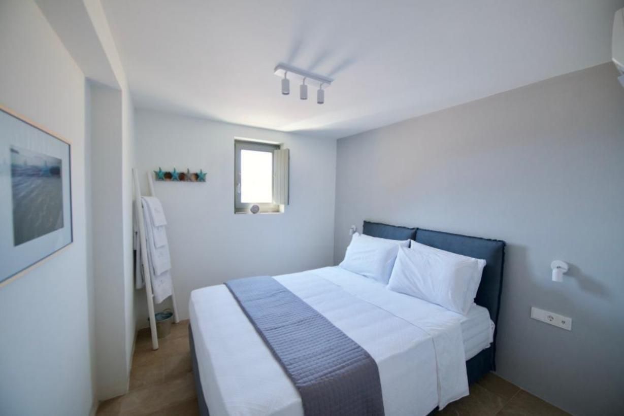 Ammoa Feelgood Boutique Hous, Serifos - One Bedroom Beachfront Apartment