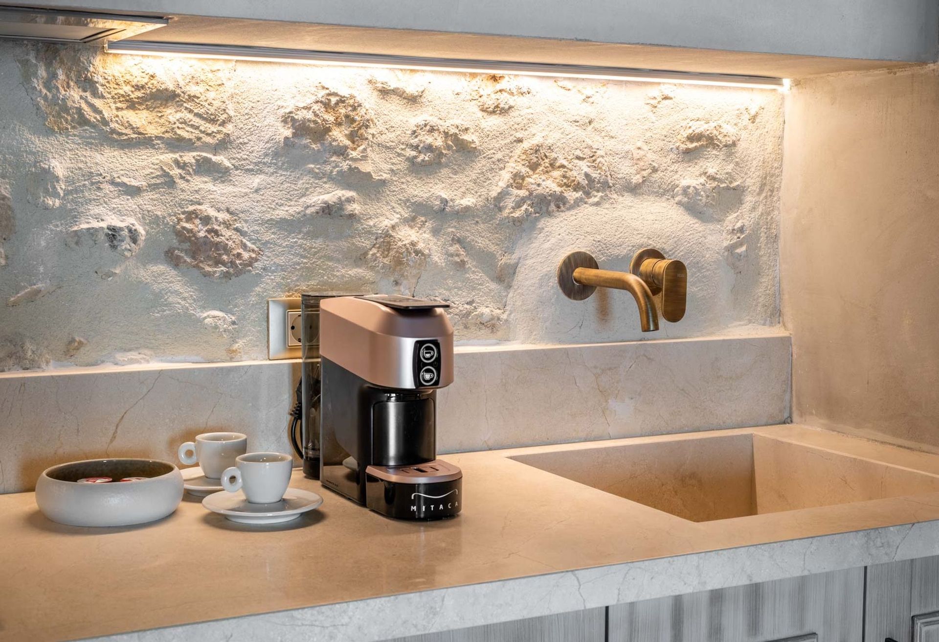 Inotropes Boutique Hotel, Crete - Junior Suite Elais