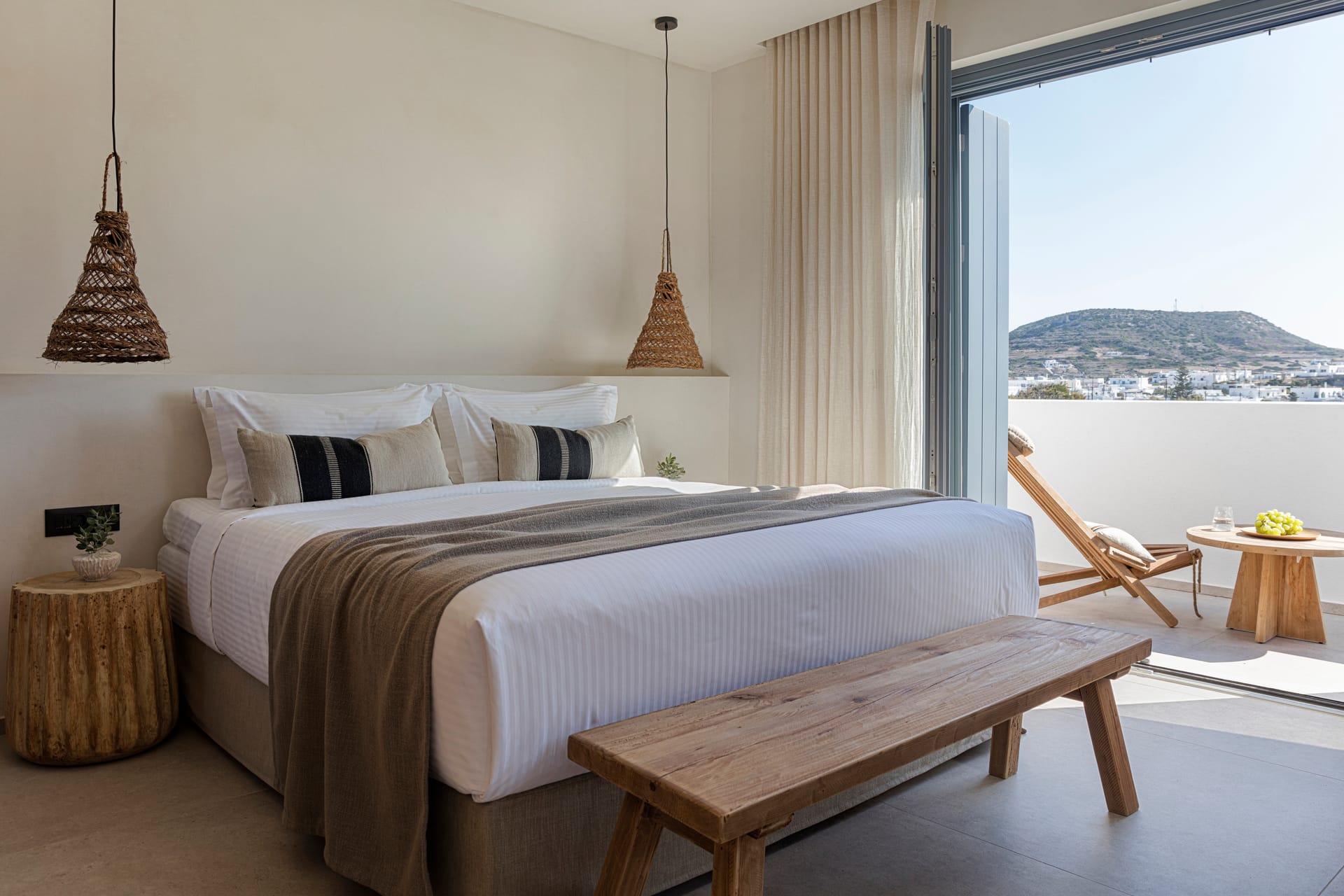 Phos, Milos - House of Light with Private Pool