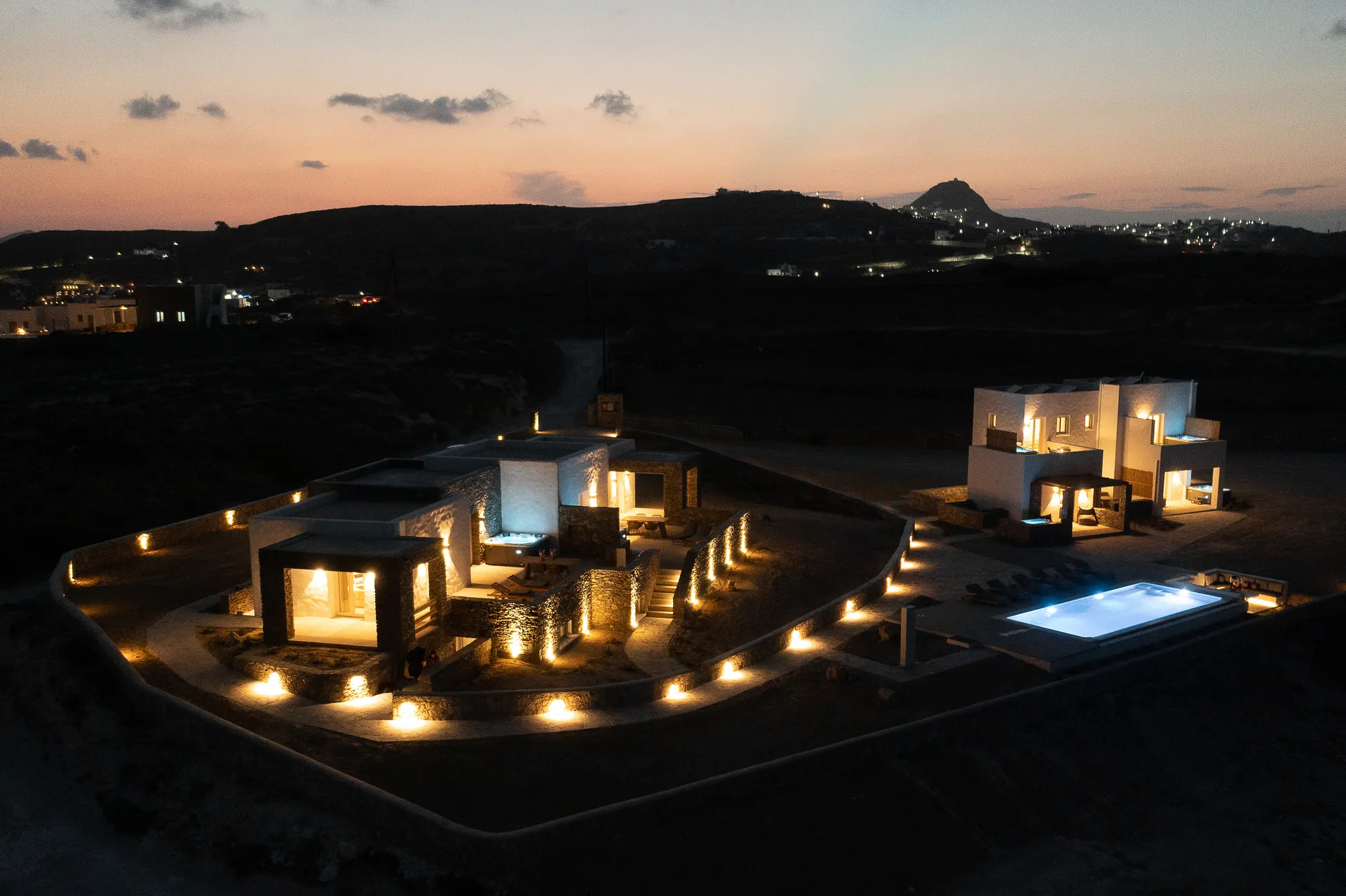 Ventus di Milo, Milos - Night view
