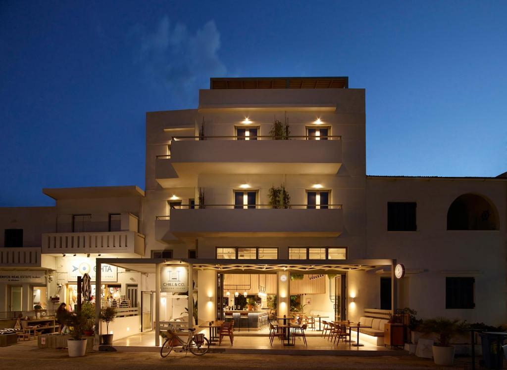 Chill & Co. Serifos - Exterior
