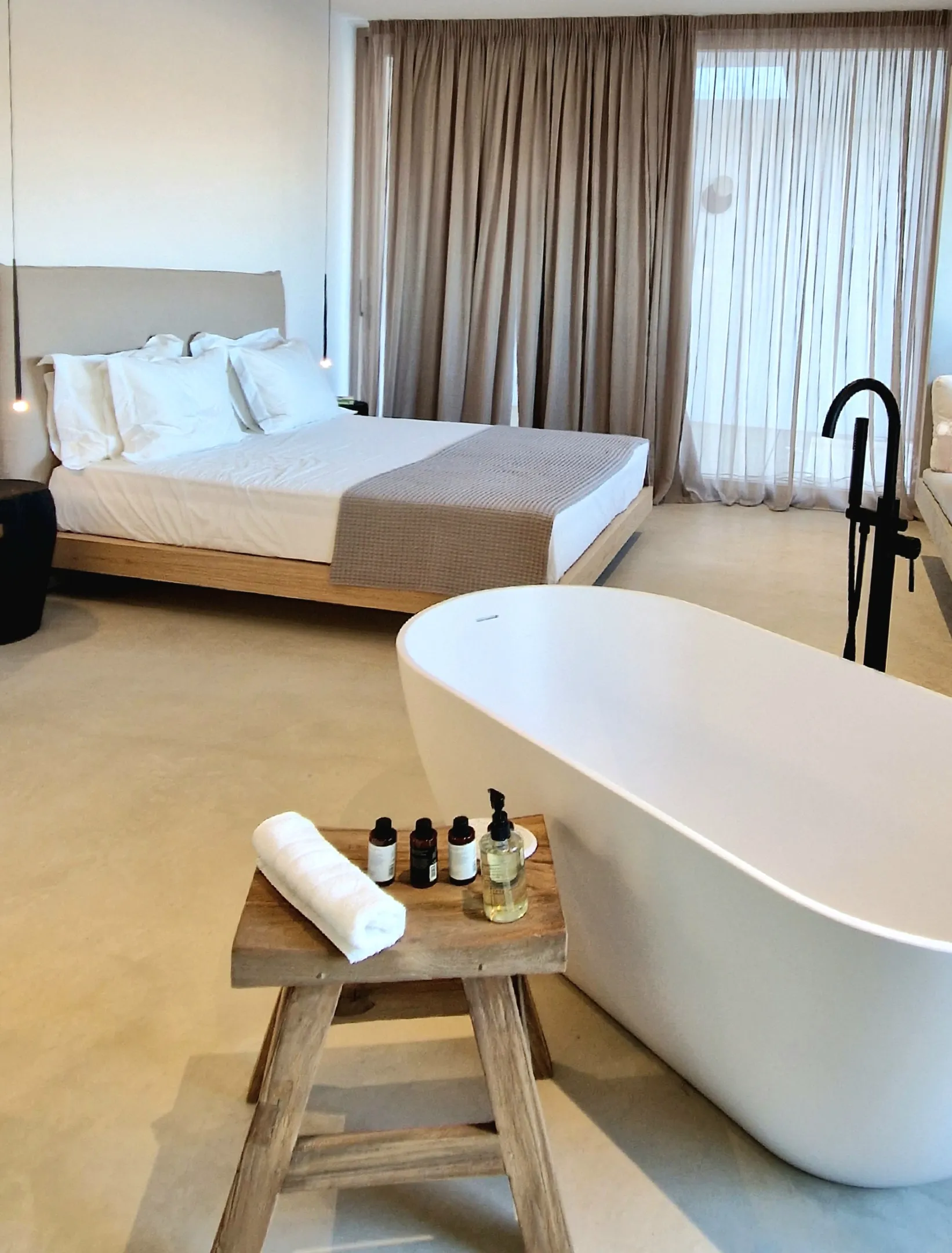 Ivy's Natural Resort, Euphoria - Travel Food People