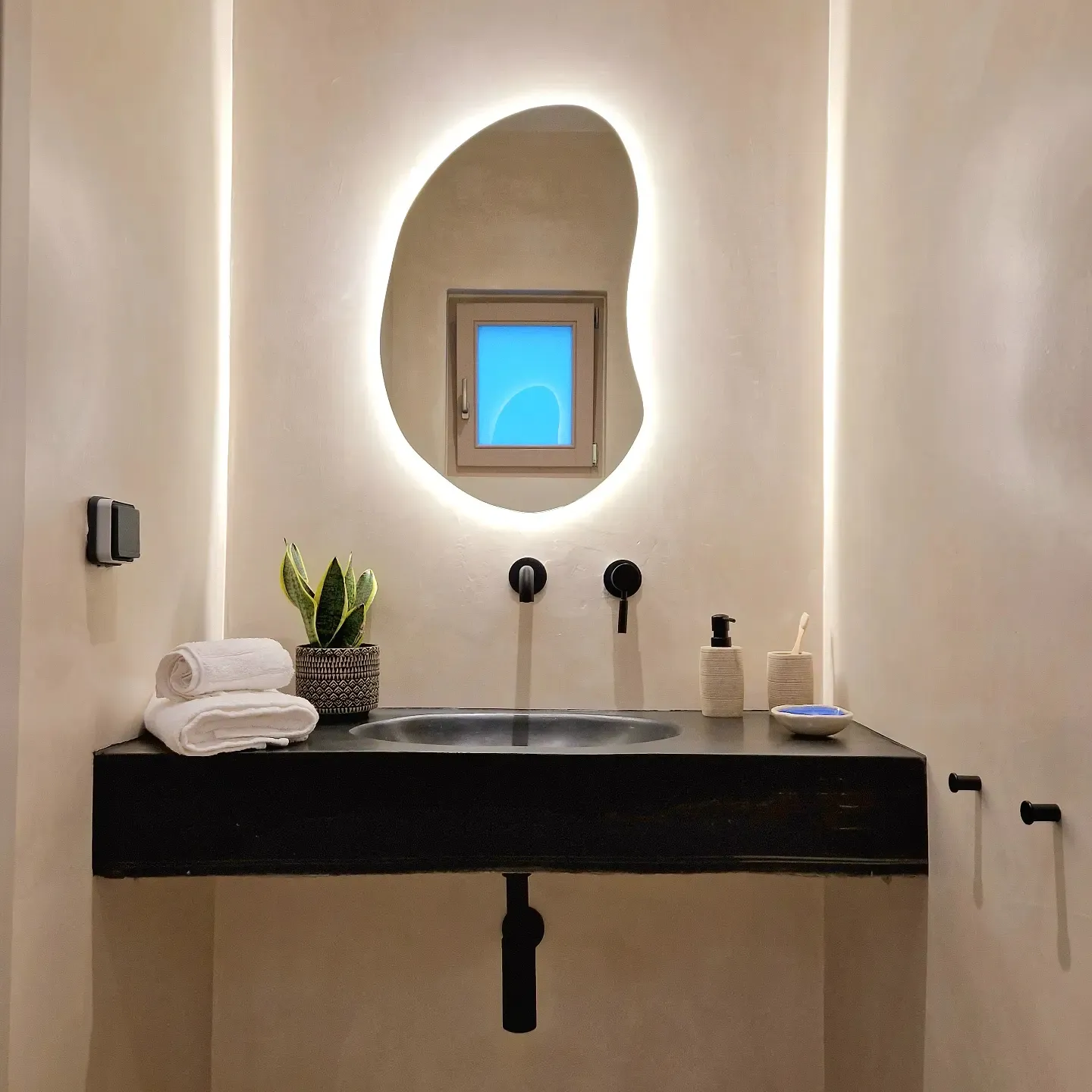 Ivy's Natural Resort, Aesthete - Travel Food People