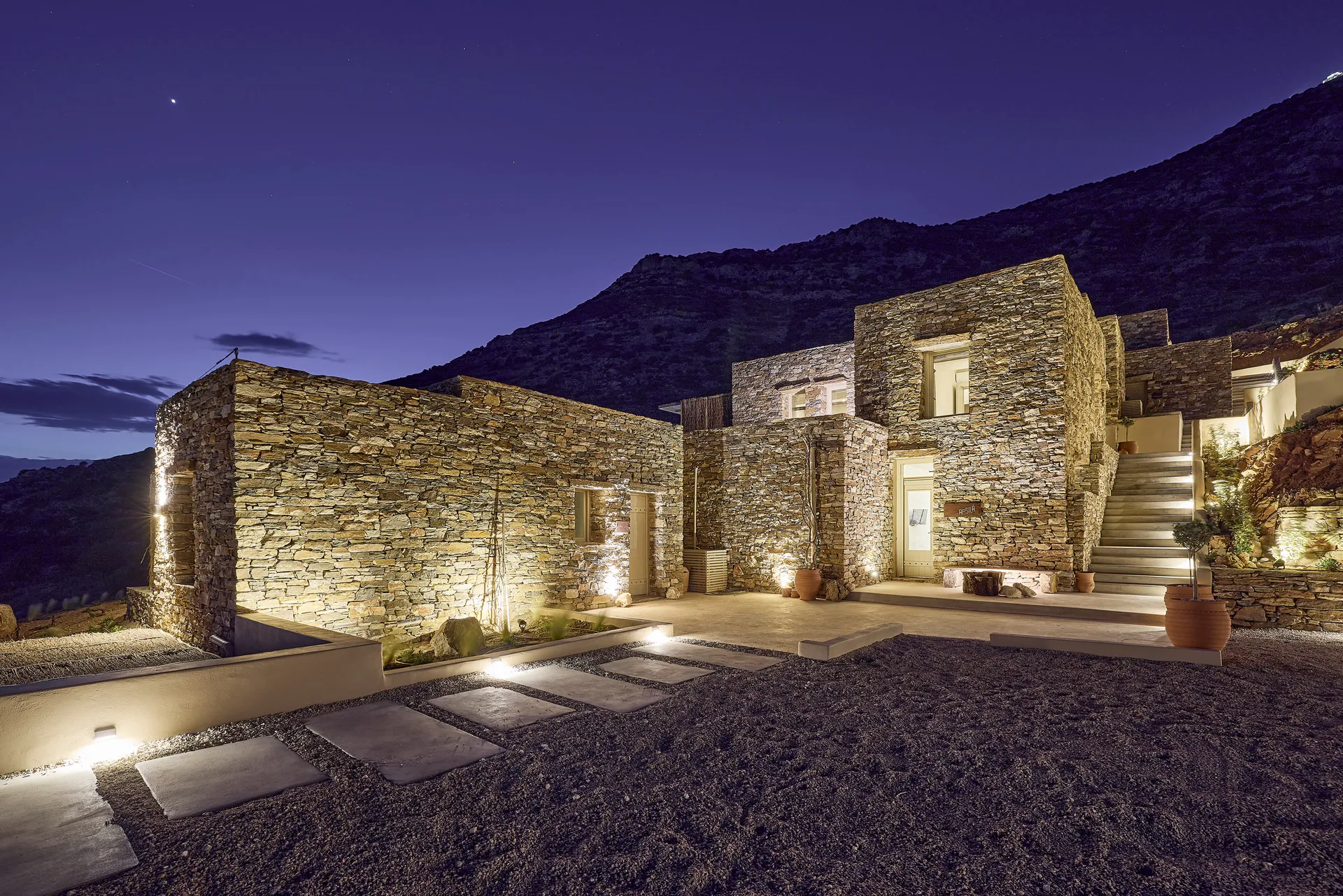 Apsila Pool Suites, Sifnos - Travel Food People