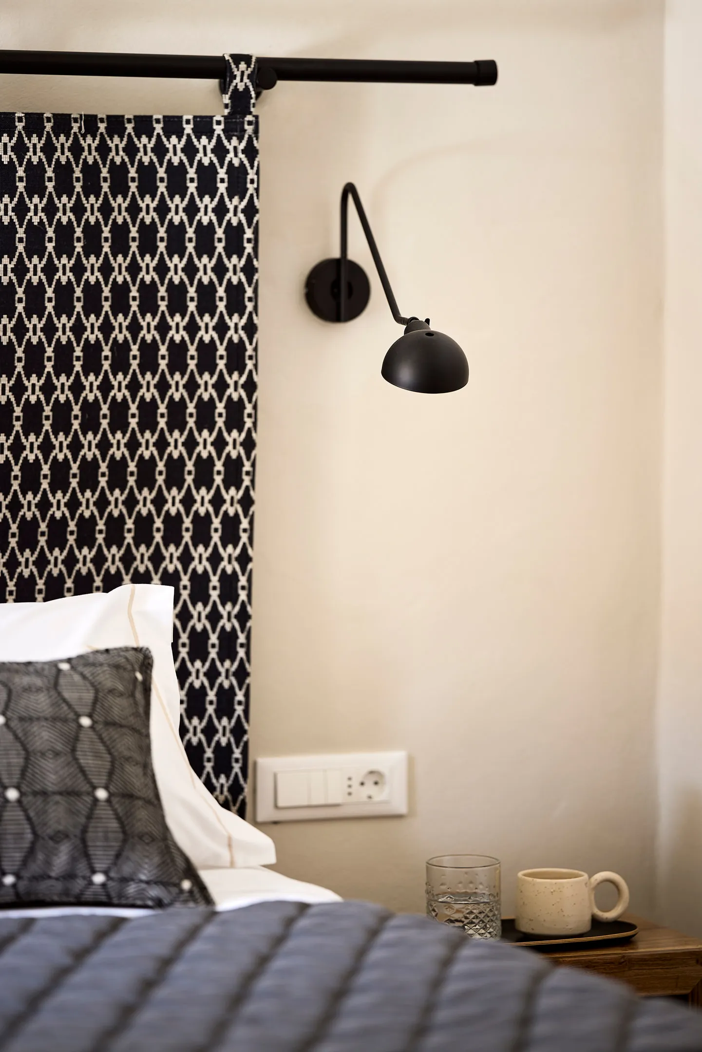 Apsila Pool Suites, Sifnos - Travel Food People