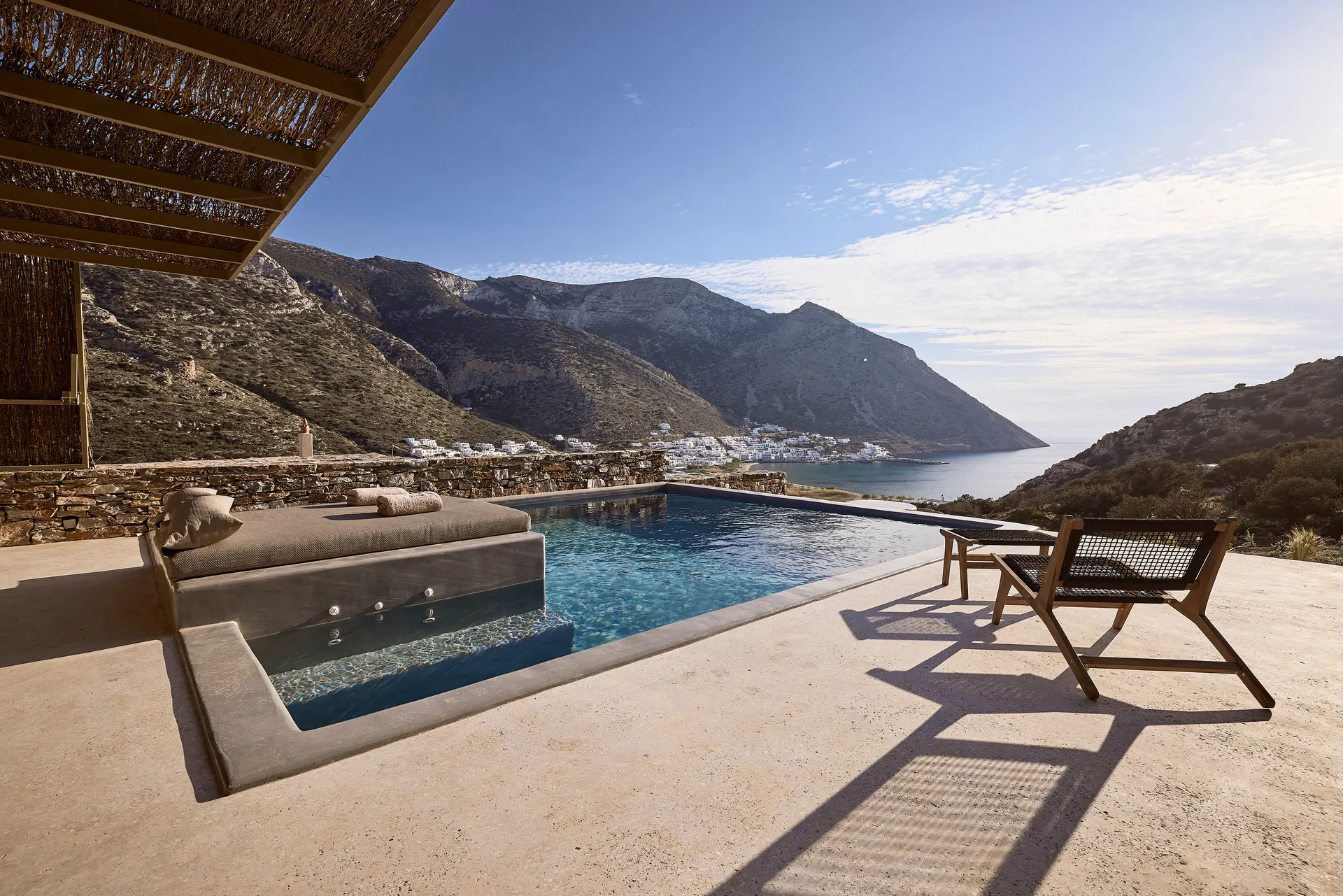 Apsila Pool Suites, Sifnos - Travel Food People
