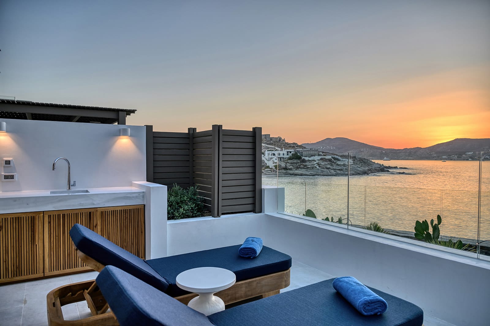 Junior Sea View Suite-Avant Mar Infinity Suites 200m from the Main Hotel