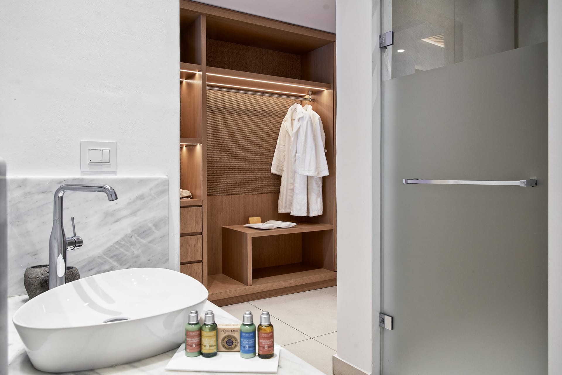 THEROS Junior Suite with Sea View