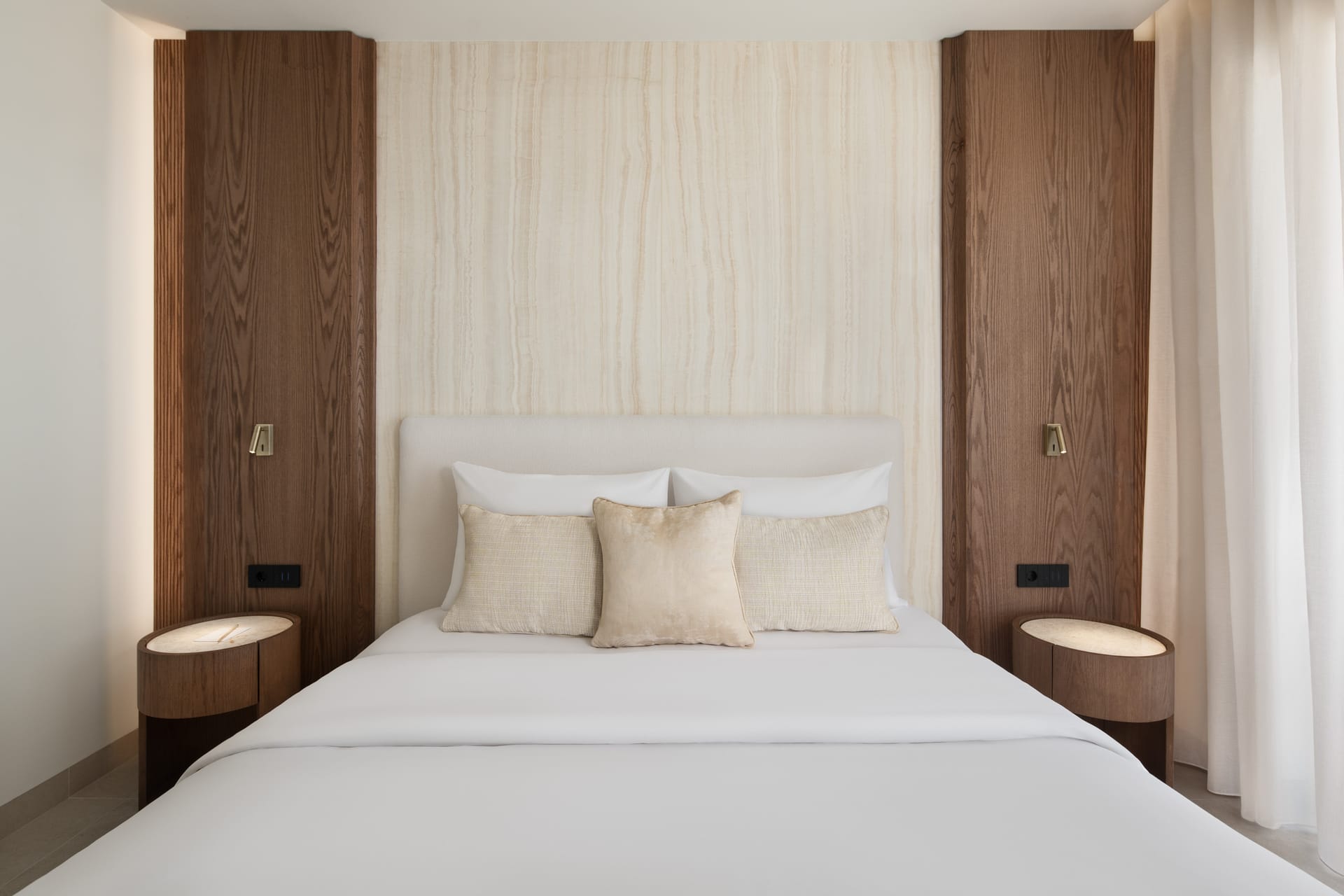 Two Bedroom Suite With Private Pool & Sea View
