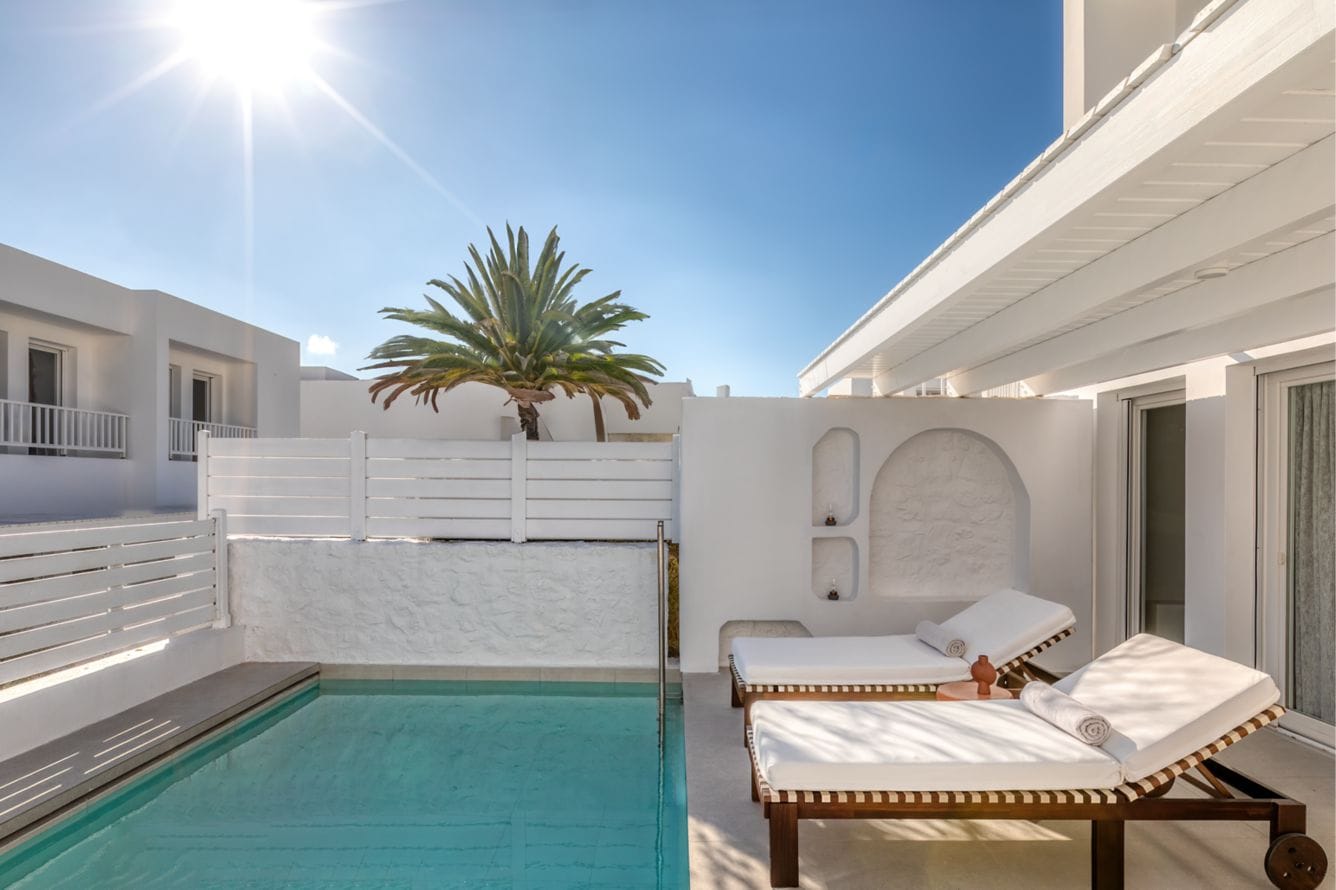 Maisonette- 2 Bedroom Suite- Bedroom 1: 1 King- Bedroom 2: 1 King- Sofa bed- Private pool