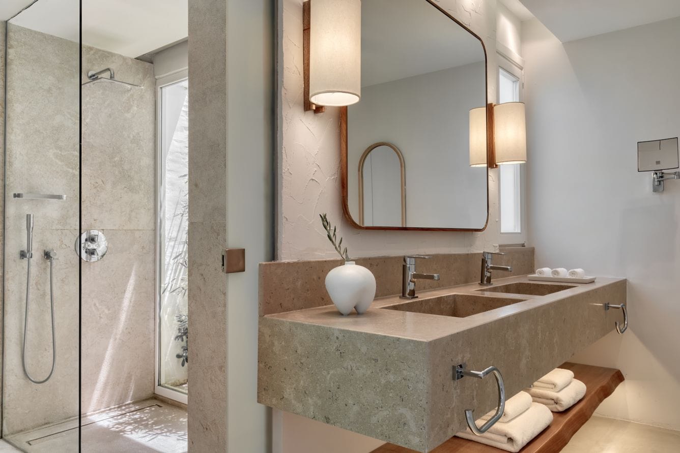 Maisonette- 2 Bedroom Suite- Bedroom 1: 1 King- Bedroom 2: 1 King- Sofa bed- Private pool